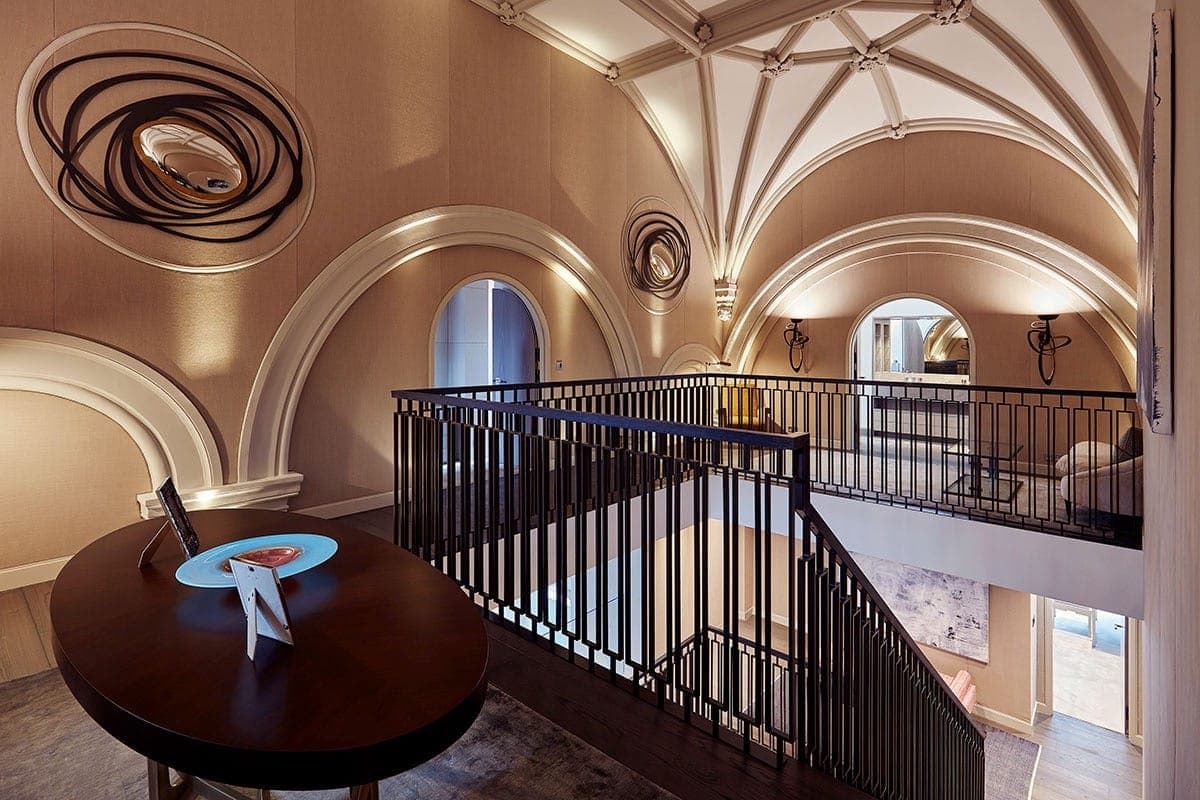 London Chapel — Wohnzimmer
